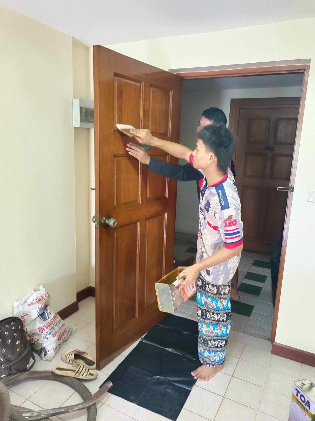 32 - https://ช่างชินกรรับขัดพื้นไม้.com | รับขัดพื้นไม้ปาร์เก้ รับปูปาร์เก้ทุกชนิด พื้นไม้อื่นๆ งานภายนอก งานภายใน งานบ้าน คอนโด หอพัก สำนักงาน โรงเรียน โรงแรม และสถานที่ต่างๆ